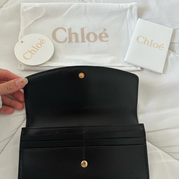 Chloe Wallet - Picture 2 of 4